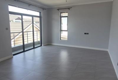 4 Bed House with En Suite in Kiambu Road - 2