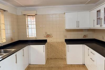 4 Bed Townhouse with Staff Quarters in Kileleshwa - 4