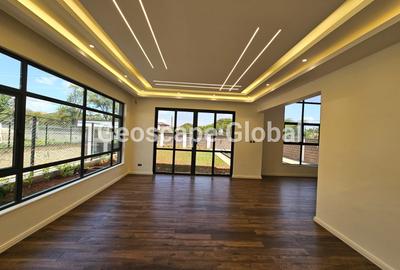 5 Bed House with En Suite in Lavington
