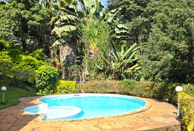 4 Bed Townhouse with En Suite at Old Kitusuru - 3