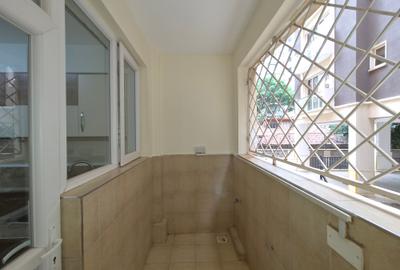 2 Bed Apartment with En Suite at Brookside Gardens - 4