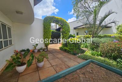 1 Bed House with En Suite in Runda - 3