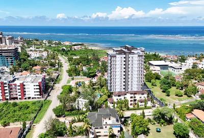 3 Bed Apartment with En Suite in Nyali Area - 2