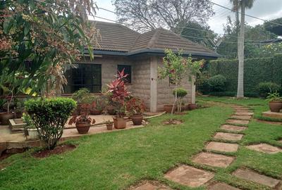5 Bed House with En Suite in Nyari - 2