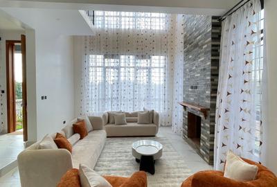 4 Bed Villa with En Suite in Waiyaki Way - 2