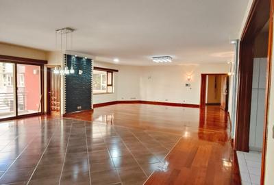 3 Bed Apartment with En Suite at Parklands
