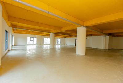 4,000 ft² Commercial Property with Backup Generator at Brookside Drive - 3