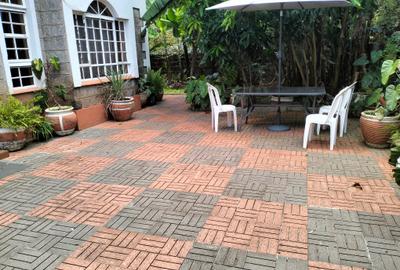 4 Bed Townhouse with En Suite in Lavington - 2
