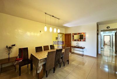 4 Bed Apartment with En Suite in Parklands - 2