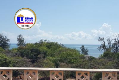 6 Bed Villa with En Suite in Nyali Area - 3