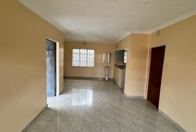 4 Bed House with En Suite at Karen End - 4