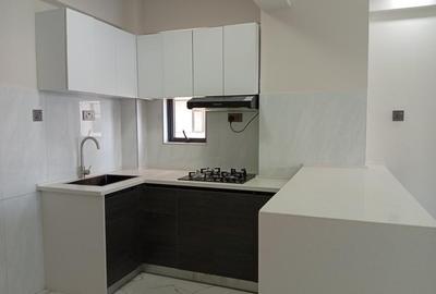 1 Bed Apartment with Gym in Kilimani