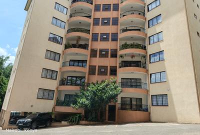 3 Bed Apartment with En Suite at Off Riverside Drive