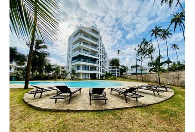 Furnished 3 Bed Apartment with Swimming Pool in Bamburi - 2