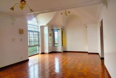 4 Bed House with En Suite in Thigiri - 2