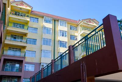 3 Bed Apartment with En Suite at Hatheru Road