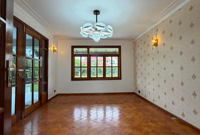 6 Bed House with En Suite in Karen - 4