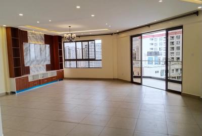 4 Bed Apartment with En Suite in Kilimani