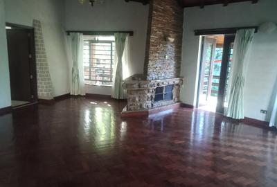 5 Bed Townhouse with En Suite in Kitisuru - 4
