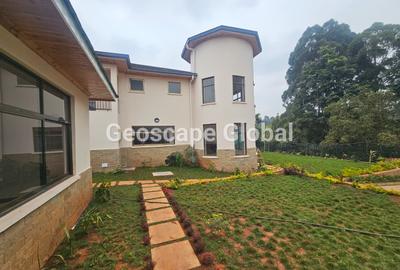 5 Bed House with En Suite in Rosslyn - 4