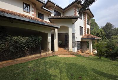 4 Bed Townhouse with En Suite in Kitisuru