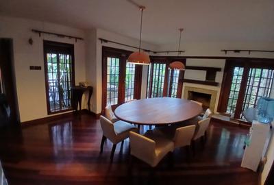 5 Bed House with En Suite in Runda - 4
