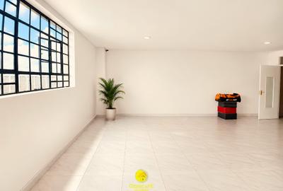 11,600 ft² Warehouse with Fibre Internet in Mlolongo - 3