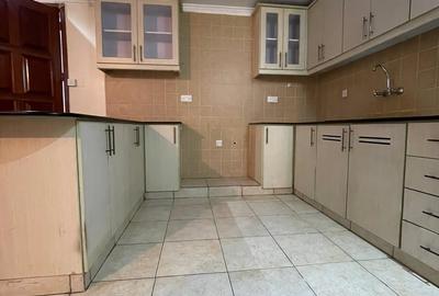 2 Bed Apartment with En Suite at Riverside Drive - 3