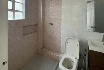Serviced 3 Bed Apartment with En Suite in Kileleshwa - 4