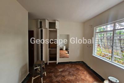 4 Bed Villa with En Suite in Runda - 3