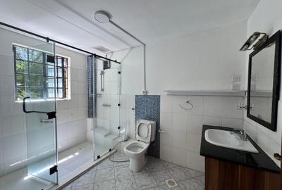 Serviced 3 Bed Apartment with En Suite in Lavington - 4
