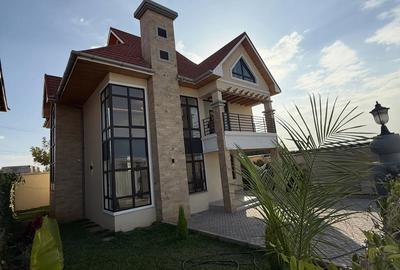 4 Bed Villa with En Suite in Kitengela - 2