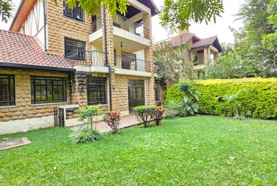 4 Bed Townhouse with En Suite at Lavington Green