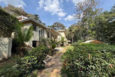 5 Bed Villa with Swimming Pool in Muthaiga