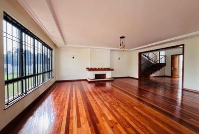 6 Bed House with En Suite in Loresho - 3