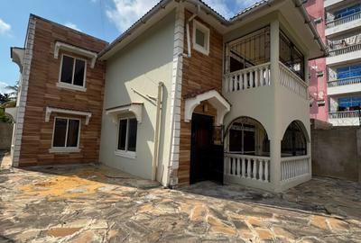 4 Bed Villa with En Suite at Utange