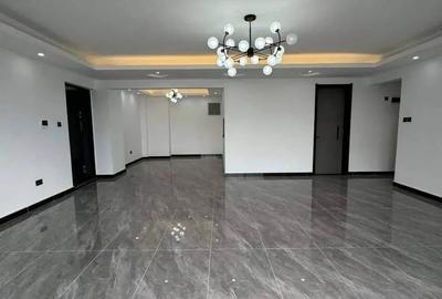 5 Bed Apartment with En Suite at Valley Arcade - 2