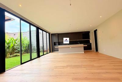 4 Bed Townhouse with En Suite in Runda - 2