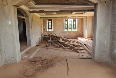 4 Bed House with En Suite at Mhasibu Sirverbirtch