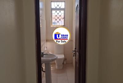 2 Bed Apartment with En Suite at Greenwood - 3