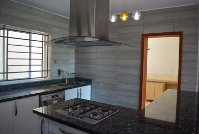 3 Bed Apartment with En Suite in Kileleshwa - 3