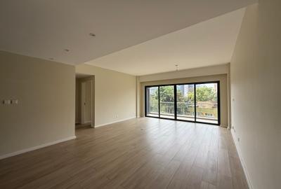 2 Bed Apartment with En Suite in Riverside - 3