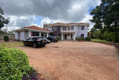 4 Bed Villa with En Suite in Runda