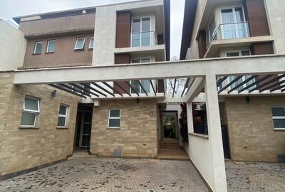 4 Bed Villa with En Suite at Kabasiran - 2