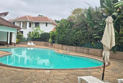 4 Bed Townhouse with En Suite at Convent Drive - 3