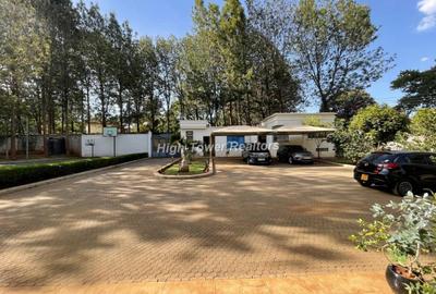 6 Bed House with En Suite in Karen - 4