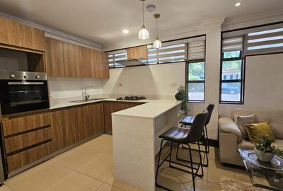 1 Bed House with En Suite at Magnolia Close - 3