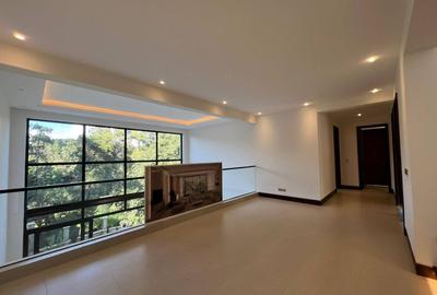 5 Bed Townhouse with En Suite at Peponi - 3