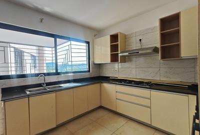 4 Bed Apartment with En Suite at 5Th Parklands Avenue - 2