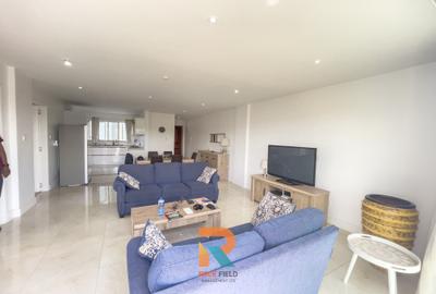 2 Bed Apartment with En Suite in Rhapta Road - 4